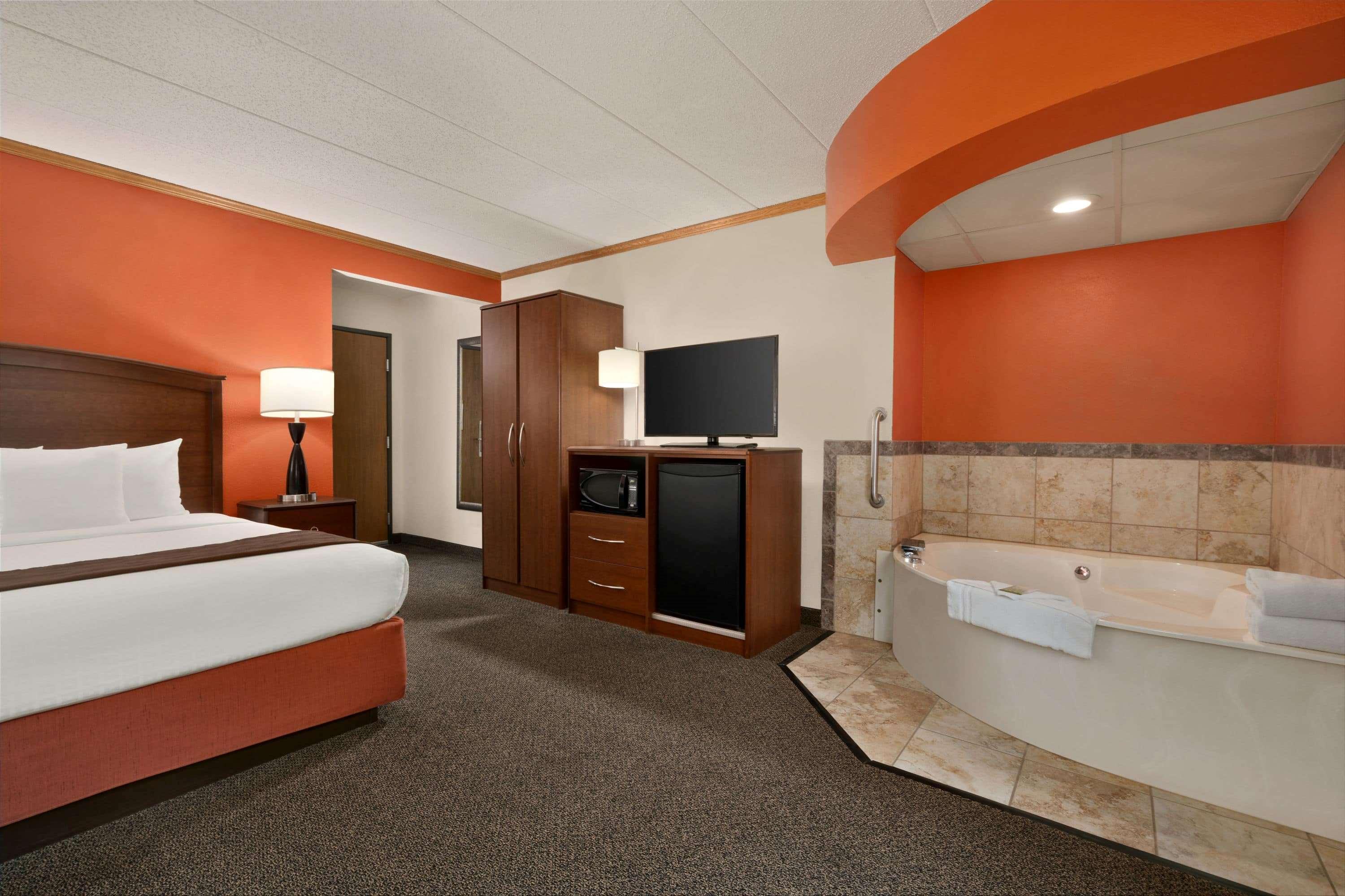 Americinn By Wyndham Virginia Eksteriør billede