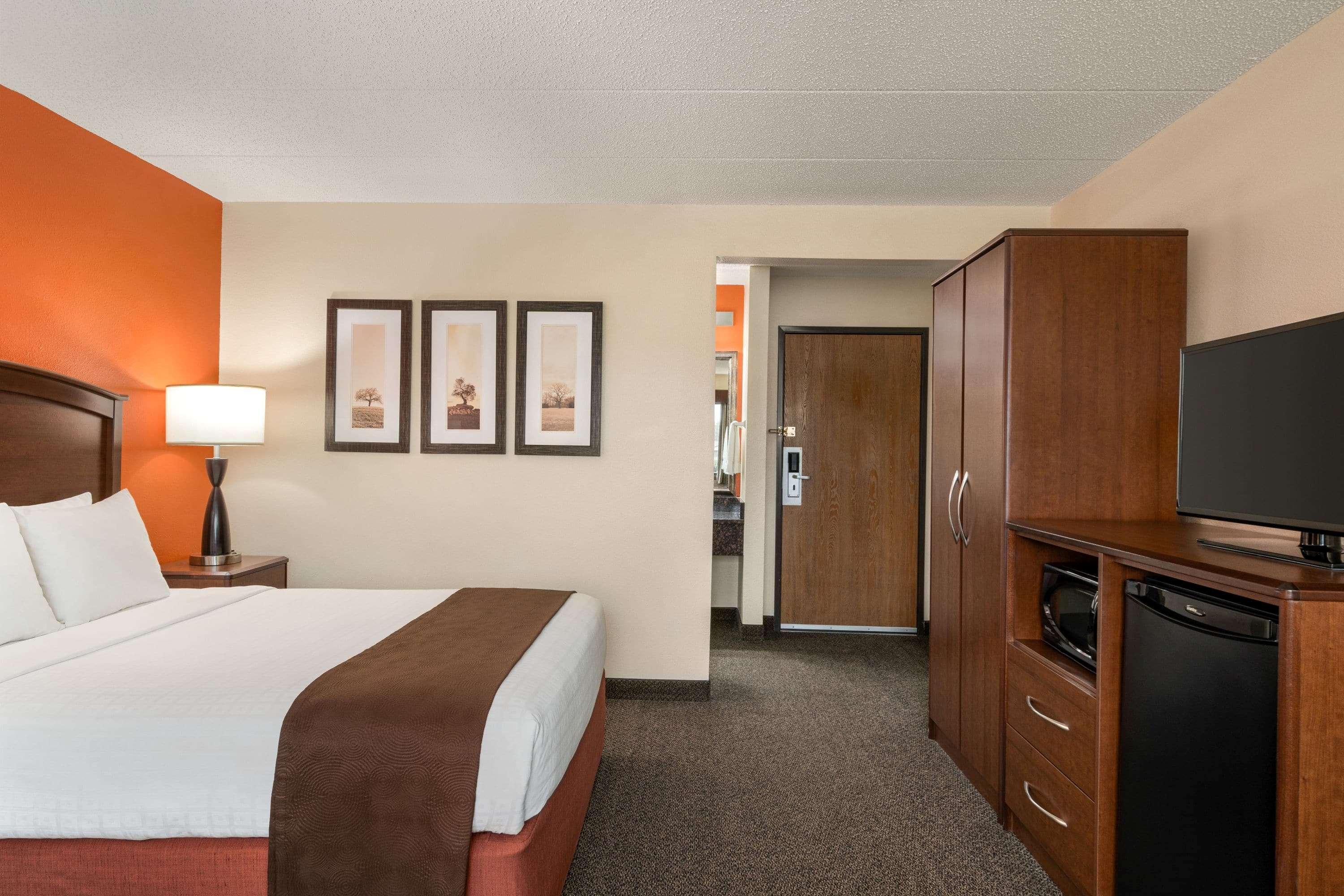 Americinn By Wyndham Virginia Eksteriør billede